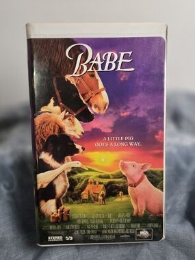 Babe Movie VHS Tape